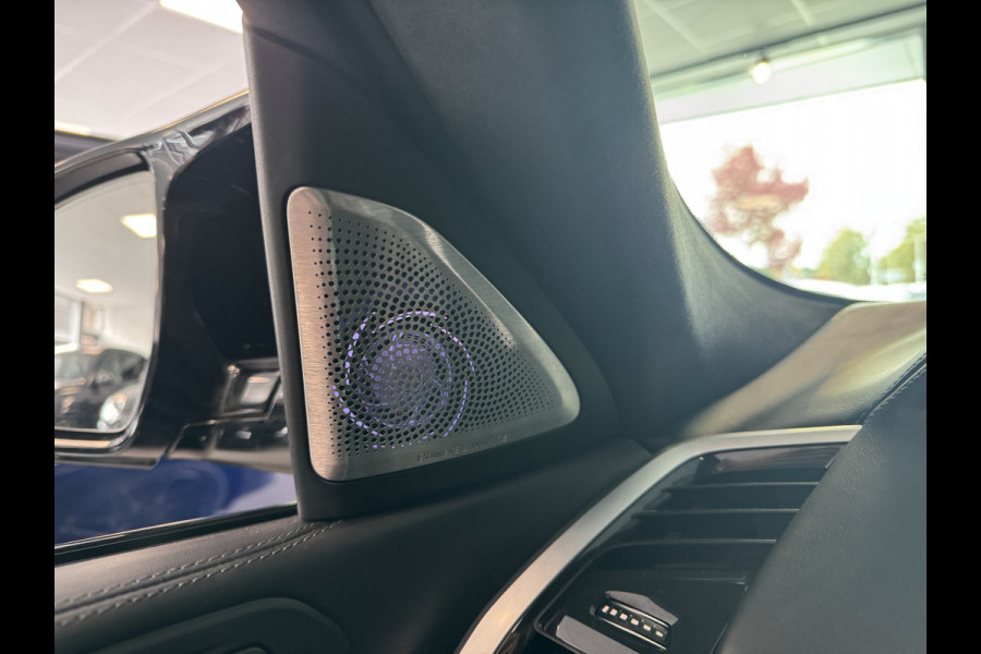 BMW X6 M Competition / Trekhaak / Panoramadak / 360Camera / Head-up / Rear Entertainment / Bowers & Wilkens / 22'' / Softclose / Intr.voorverwarming / Carbon intr. / Stoelventilatie / Stuur+Stoelverwarming / DAB