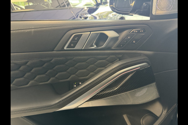 BMW X6 M Competition / Trekhaak / Panoramadak / 360Camera / Head-up / Rear Entertainment / Bowers & Wilkens / 22'' / Softclose / Intr.voorverwarming / Carbon intr. / Stoelventilatie / Stuur+Stoelverwarming / DAB