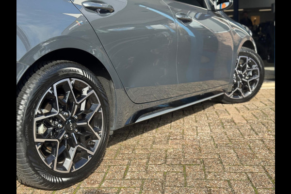 Kia ProCeed 1.0 T-GDi GT-Line 2024 PANO NAVI NAP BTW 1e Eig! Kia ProCeed 1.0 T-GDi GT-Line 2024 PANO NAVI NAP BTW 1e Eig!