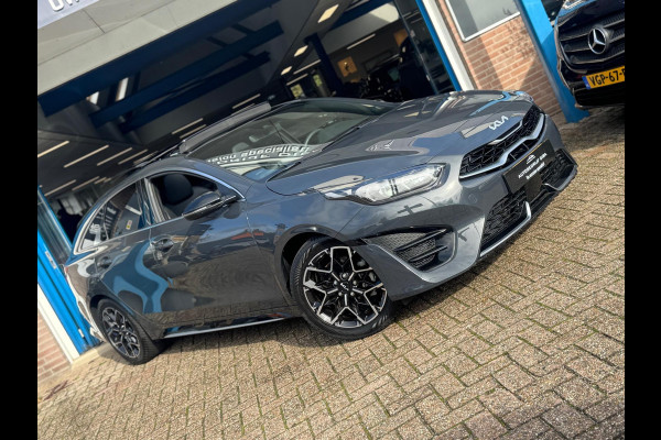 Kia ProCeed 1.0 T-GDi GT-Line 2024 PANO NAVI NAP BTW 1e Eig! Kia ProCeed 1.0 T-GDi GT-Line 2024 PANO NAVI NAP BTW 1e Eig!