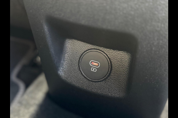 Kia ProCeed 1.0 T-GDi GT-Line 2024 PANO NAVI NAP BTW 1e Eig! Kia ProCeed 1.0 T-GDi GT-Line 2024 PANO NAVI NAP BTW 1e Eig!