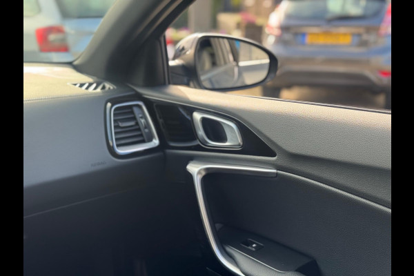 Kia ProCeed 1.0 T-GDi GT-Line 2024 PANO NAVI NAP BTW 1e Eig! Kia ProCeed 1.0 T-GDi GT-Line 2024 PANO NAVI NAP BTW 1e Eig!