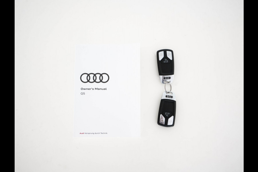 Audi Q5 Audi Q5 50 TFSI e S-Line Black-Edition Quattro Plug-In (INCL-BTW) *PANO | LEATHER-FABRIC | FULL-LED | DIGI-COCKPIT | NAVI-FULLMAP | HEATED-SPORTSEATS | KEYLESS | DAB+ | CAMERA | PRIVACY-GLASS | SHIFT-PADDLES | ECC | AMBIENT-LIGHT | PDC | CRUISE .