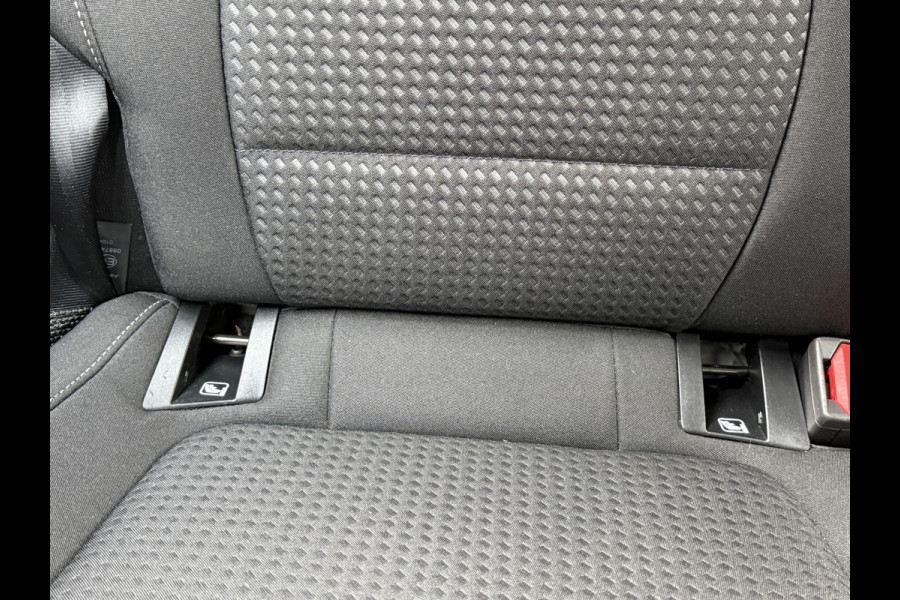 Ford FOCUS Wagon 1.0 EcoBoost Connected | Lane assist | Navigatie | Bluetooth Ford FOCUS Wagon 1.0 EcoBoost Connected | Lane assist | Navigatie | Bluetooth