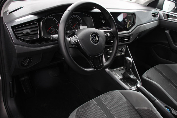 Volkswagen Polo 1.0 TSI 110pk DSG Highline Navigatie Apple Carplay/Android Auto Camera Parkeersensoren Adaptive Cruise Control