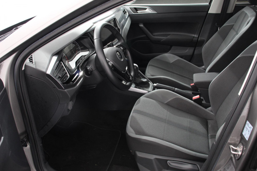 Volkswagen Polo 1.0 TSI 110pk DSG Highline Navigatie Apple Carplay/Android Auto Camera Parkeersensoren Adaptive Cruise Control