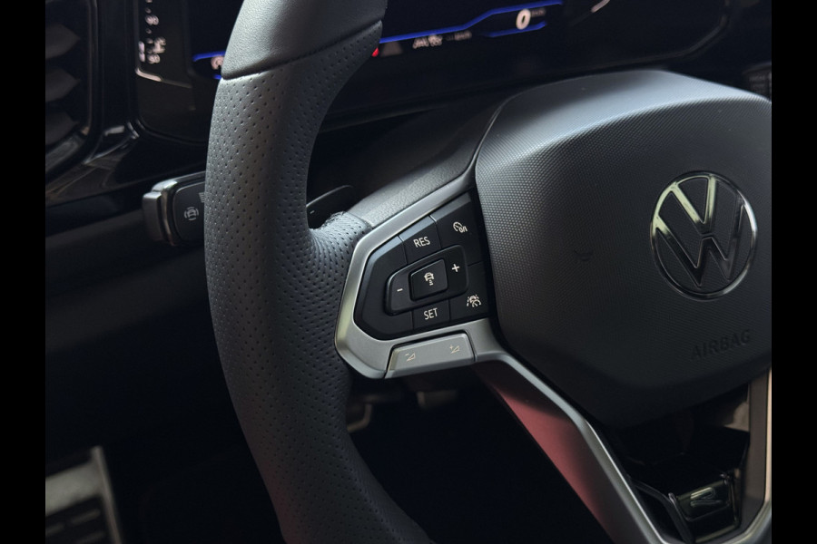 Volkswagen T-Roc 1.5 TSI 150PK R-LINE PANORAMA BLACKLINE EVO IQ LIGHT ALCANTARA ELEK.KLEP CARPLAY STOEL/STUUR VERW. 18"LMV VIR.COCKPIT 07/2025 "Volkswagen rijden begint bij Topautos.nl – 75 topmodellen direct op voorraad!"