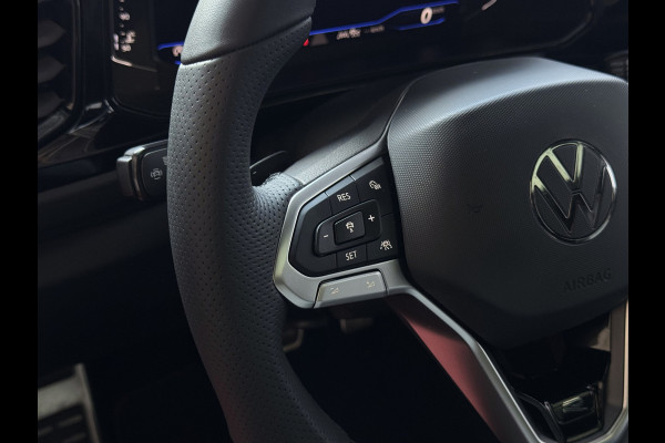 Volkswagen T-Roc 1.5 TSI 150PK R-LINE PANORAMA BLACKLINE EVO IQ LIGHT ALCANTARA ELEK.KLEP CARPLAY STOEL/STUUR VERW. 18"LMV VIR.COCKPIT 07/2025 "Volkswagen rijden begint bij Topautos.nl – 75 topmodellen direct op voorraad!"