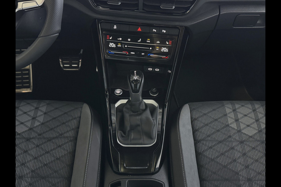 Volkswagen T-Roc 1.5 TSI 150PK R-LINE PANORAMA BLACKLINE EVO IQ LIGHT ALCANTARA ELEK.KLEP CARPLAY STOEL/STUUR VERW. 18"LMV VIR.COCKPIT 07/2025 "Volkswagen rijden begint bij Topautos.nl – 75 topmodellen direct op voorraad!"