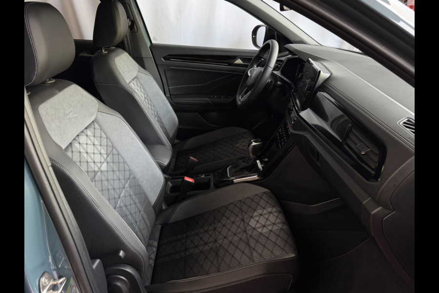 Volkswagen T-Roc 1.5 TSI 150PK R-LINE PANORAMA BLACKLINE EVO IQ LIGHT ALCANTARA ELEK.KLEP CARPLAY STOEL/STUUR VERW. 18"LMV VIR.COCKPIT 07/2025 "Volkswagen rijden begint bij Topautos.nl – 75 topmodellen direct op voorraad!"