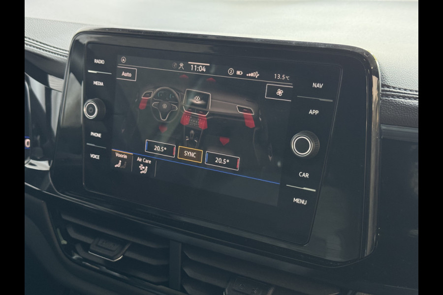 Volkswagen T-Roc 1.5 TSI 150PK R-LINE PANORAMA BLACKLINE EVO IQ LIGHT ALCANTARA ELEK.KLEP CARPLAY STOEL/STUUR VERW. 18"LMV VIR.COCKPIT 07/2025 "Volkswagen rijden begint bij Topautos.nl – 75 topmodellen direct op voorraad!"
