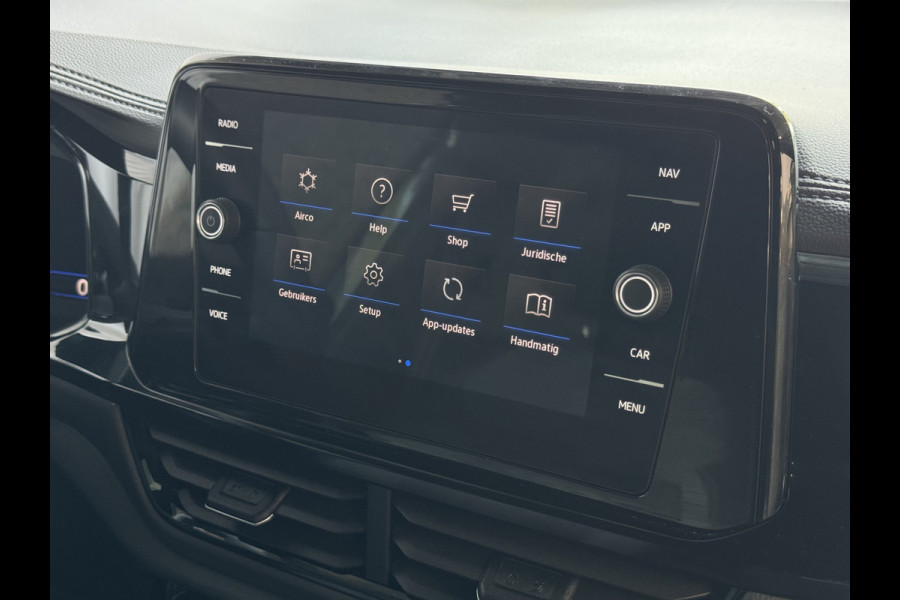 Volkswagen T-Roc 1.5 TSI 150PK R-LINE PANORAMA BLACKLINE EVO IQ LIGHT ALCANTARA ELEK.KLEP CARPLAY STOEL/STUUR VERW. 18"LMV VIR.COCKPIT 07/2025 "Volkswagen rijden begint bij Topautos.nl – 75 topmodellen direct op voorraad!"