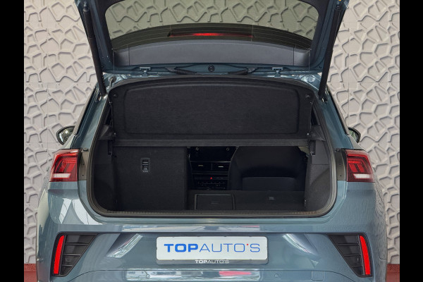 Volkswagen T-Roc 1.5 TSI 150PK R-LINE PANORAMA BLACKLINE EVO IQ LIGHT ALCANTARA ELEK.KLEP CARPLAY STOEL/STUUR VERW. 18"LMV VIR.COCKPIT 07/2025 "Volkswagen rijden begint bij Topautos.nl – 75 topmodellen direct op voorraad!"