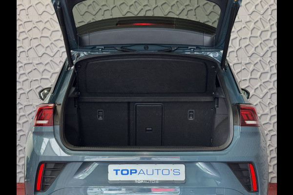 Volkswagen T-Roc 1.5 TSI 150PK R-LINE PANORAMA BLACKLINE EVO IQ LIGHT ALCANTARA ELEK.KLEP CARPLAY STOEL/STUUR VERW. 18"LMV VIR.COCKPIT 07/2025 "Volkswagen rijden begint bij Topautos.nl – 75 topmodellen direct op voorraad!"