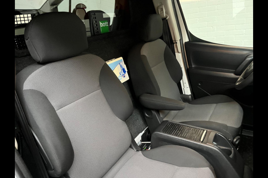 Citroën Berlingo AUTOMAAT SERVICEWAGEN 1.6 BlueHDI 100PK euro6 S&S, Bott kast, V230 Omvormer, Standkachel, Trekhaak, RIJKLAARPRIJS Citroën Berlingo AUTOMAAT SERVICEWAGEN 1.6 BlueHDI 100PK euro6 S&S, Bott kast, V230 Omvormer, Standkachel, Trekhaak, RIJKLAARPRIJS