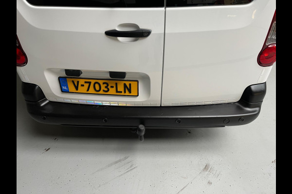 Citroën Berlingo AUTOMAAT SERVICEWAGEN 1.6 BlueHDI 100PK euro6 S&S, Bott kast, V230 Omvormer, Standkachel, Trekhaak, RIJKLAARPRIJS Citroën Berlingo AUTOMAAT SERVICEWAGEN 1.6 BlueHDI 100PK euro6 S&S, Bott kast, V230 Omvormer, Standkachel, Trekhaak, RIJKLAARPRIJS