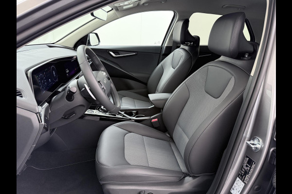 Kia Niro EV E-Niro AIR VAN: €43.900,- VOOR: €35.440,- UW EINDEJAARSVOORDEEL: €8.460,-| 64kWh BETREFT NIEUWE AUTO! | KIA GARANTIE VOLLEDIG | ELECTR BEST. STOEL | DODE HOEK | ETC.