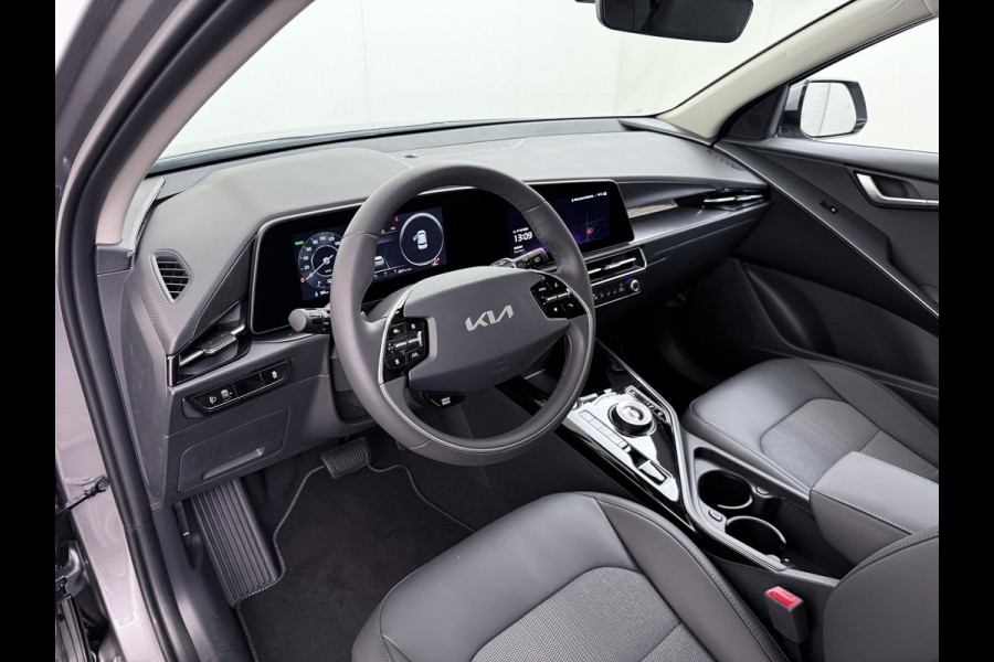 Kia Niro EV E-Niro AIR VAN: €43.900,- VOOR: €35.440,- UW EINDEJAARSVOORDEEL: €8.460,-| 64kWh BETREFT NIEUWE AUTO! | KIA GARANTIE VOLLEDIG | ELECTR BEST. STOEL | DODE HOEK | ETC.