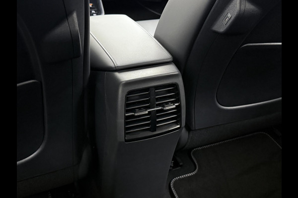 Kia Niro EV E-Niro AIR VAN: €43.900,- VOOR: €35.440,- UW EINDEJAARSVOORDEEL: €8.460,-| 64kWh BETREFT NIEUWE AUTO! | KIA GARANTIE VOLLEDIG | ELECTR BEST. STOEL | DODE HOEK | ETC.