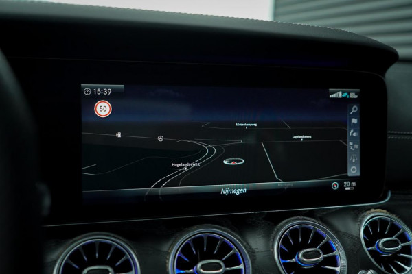 Mercedes-Benz E-Klasse AMG 63 S 4M / Dak / Kuipstoelen / Stoelverwarming / Memory / Distronic Mercedes-Benz E-Klasse AMG 63 S 4M / Dak / Kuipstoelen / Stoelverwarming / Memory / Distronic