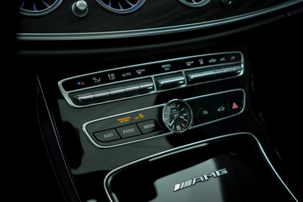 Mercedes-Benz E-Klasse AMG 63 S 4M / Dak / Kuipstoelen / Stoelverwarming / Memory / Distronic Mercedes-Benz E-Klasse AMG 63 S 4M / Dak / Kuipstoelen / Stoelverwarming / Memory / Distronic