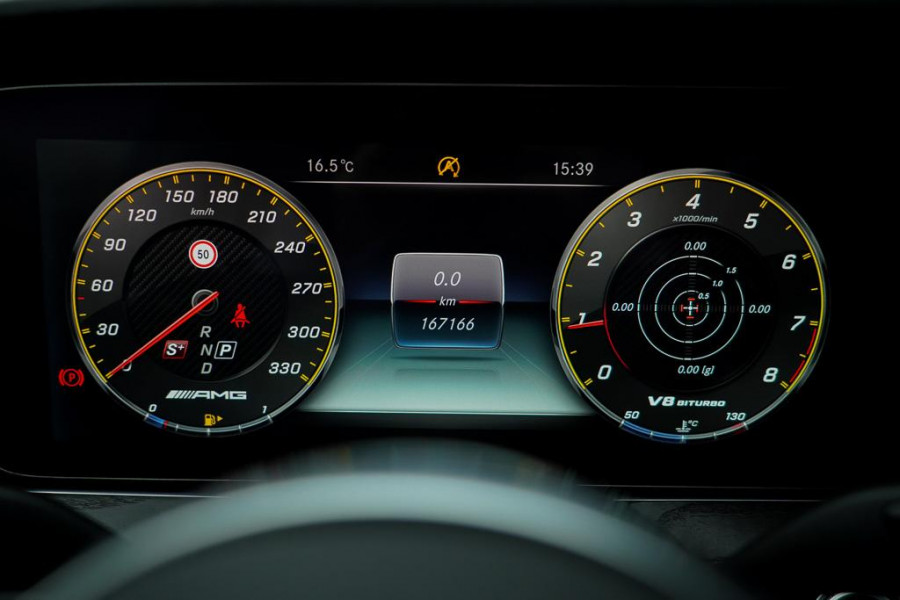 Mercedes-Benz E-Klasse AMG 63 S 4M / Dak / Kuipstoelen / Stoelverwarming / Memory / Distronic Mercedes-Benz E-Klasse AMG 63 S 4M / Dak / Kuipstoelen / Stoelverwarming / Memory / Distronic