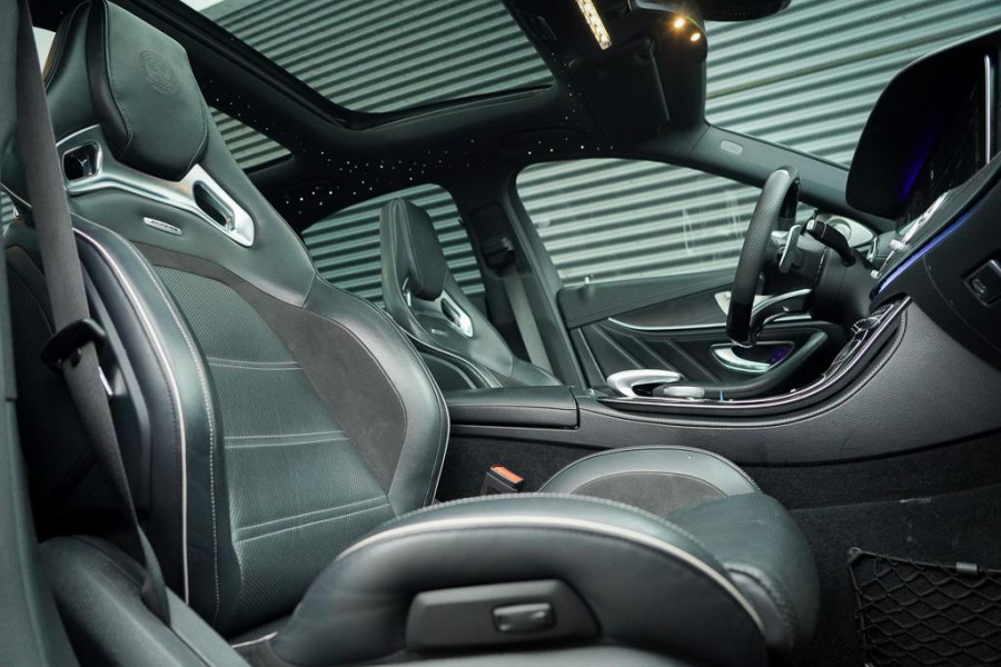 Mercedes-Benz E-Klasse AMG 63 S 4M / Dak / Kuipstoelen / Stoelverwarming / Memory / Distronic Mercedes-Benz E-Klasse AMG 63 S 4M / Dak / Kuipstoelen / Stoelverwarming / Memory / Distronic