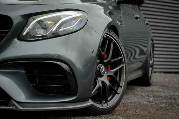 Mercedes-Benz E-Klasse AMG 63 S 4M / Dak / Kuipstoelen / Stoelverwarming / Memory / Distronic Mercedes-Benz E-Klasse AMG 63 S 4M / Dak / Kuipstoelen / Stoelverwarming / Memory / Distronic