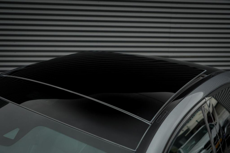 Mercedes-Benz E-Klasse AMG 63 S 4M / Dak / Kuipstoelen / Stoelverwarming / Memory / Distronic Mercedes-Benz E-Klasse AMG 63 S 4M / Dak / Kuipstoelen / Stoelverwarming / Memory / Distronic