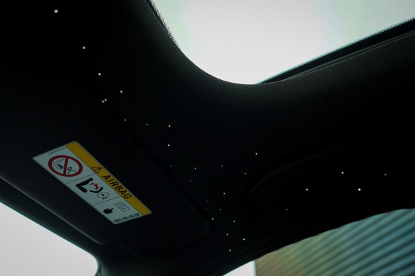 Mercedes-Benz E-Klasse AMG 63 S 4M / Dak / Kuipstoelen / Stoelverwarming / Memory / Distronic Mercedes-Benz E-Klasse AMG 63 S 4M / Dak / Kuipstoelen / Stoelverwarming / Memory / Distronic