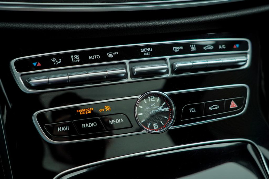 Mercedes-Benz E-Klasse AMG 63 S 4M / Dak / Kuipstoelen / Stoelverwarming / Memory / Distronic Mercedes-Benz E-Klasse AMG 63 S 4M / Dak / Kuipstoelen / Stoelverwarming / Memory / Distronic