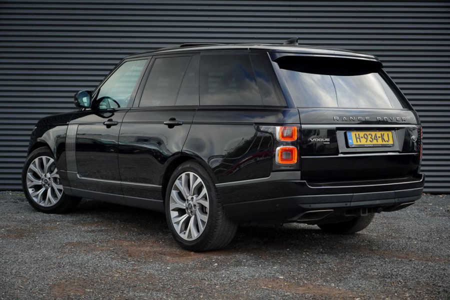 Land Rover Range Rover 2.0 P400e Vogue / Pano / Trekhaak / Meridian / Stoelventilatie