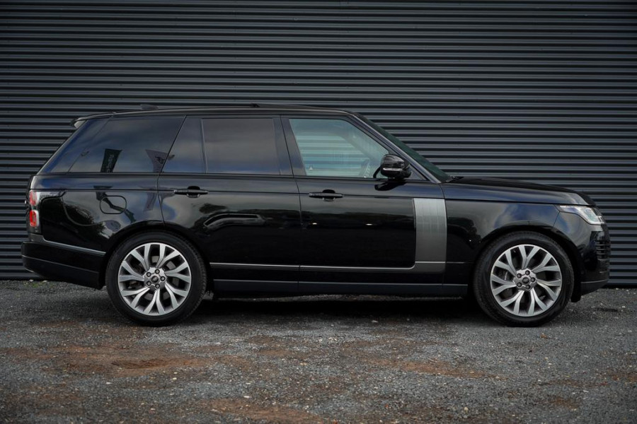 Land Rover Range Rover 2.0 P400e Vogue / Pano / Trekhaak / Meridian / Stoelventilatie