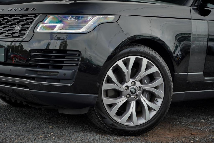 Land Rover Range Rover 2.0 P400e Vogue / Pano / Trekhaak / Meridian / Stoelventilatie