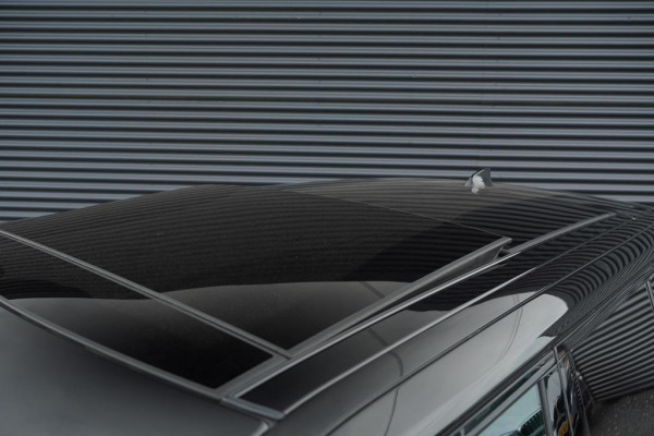 Land Rover Range Rover 2.0 P400e Vogue / Pano / Trekhaak / Meridian / Stoelventilatie
