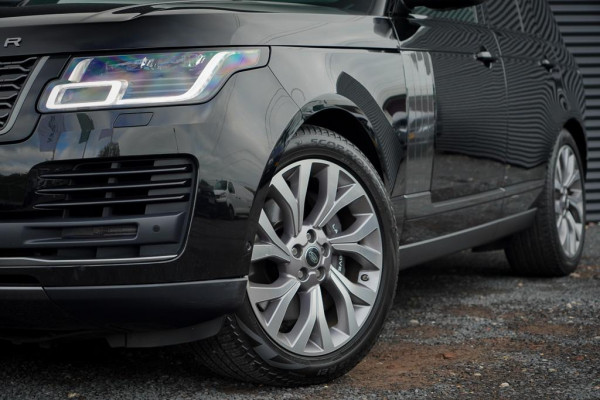 Land Rover Range Rover 2.0 P400e Vogue / Pano / Trekhaak / Meridian / Stoelventilatie