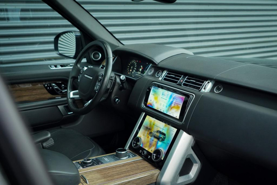 Land Rover Range Rover 2.0 P400e Vogue / Pano / Trekhaak / Meridian / Stoelventilatie