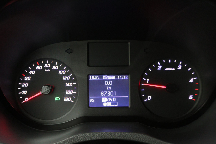 Mercedes-Benz Sprinter 317 CDI Aut. L2H1 3-Zits, Leer, Camera, Standkachel, Apple Carplay, DAB, Cruise, 18" Mercedes-Benz Sprinter 317 CDI Aut. L2H1 3-Zits, Leer, Camera, Standkachel, Apple Carplay, DAB, Cruise, 18"