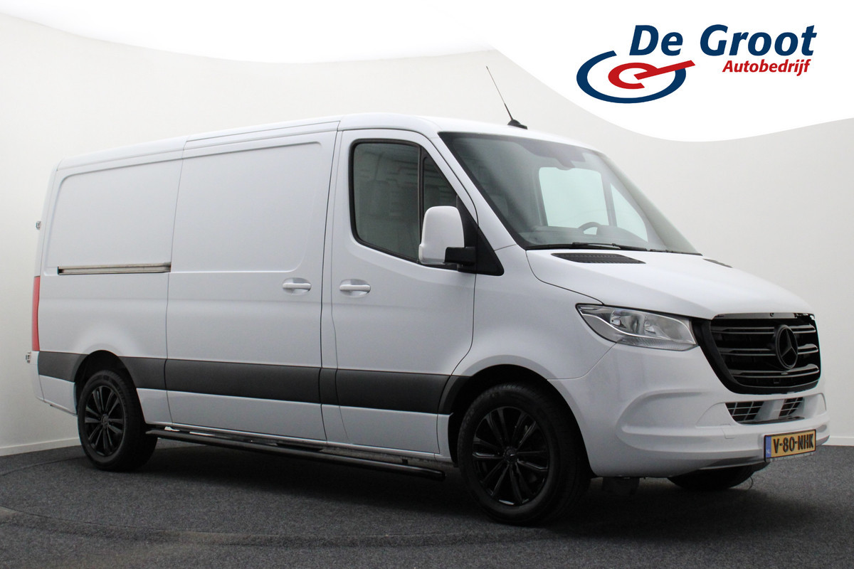 Mercedes-Benz Sprinter 317 CDI Aut. L2H1 3-Zits, Leer, Camera, Standkachel, Apple Carplay, DAB, Cruise, 18" Mercedes-Benz Sprinter 317 CDI Aut. L2H1 3-Zits, Leer, Camera, Standkachel, Apple Carplay, DAB, Cruise, 18"