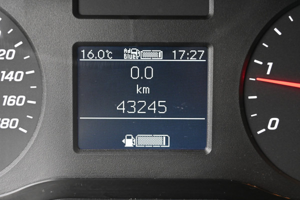 Mercedes-Benz Sprinter 317 CDI L2H2 RWD MBUX met camera, Led in laadruimte, Opstap Mercedes-Benz Sprinter 317 CDI L2H2 RWD MBUX met camera, Led in laadruimte, Opstap