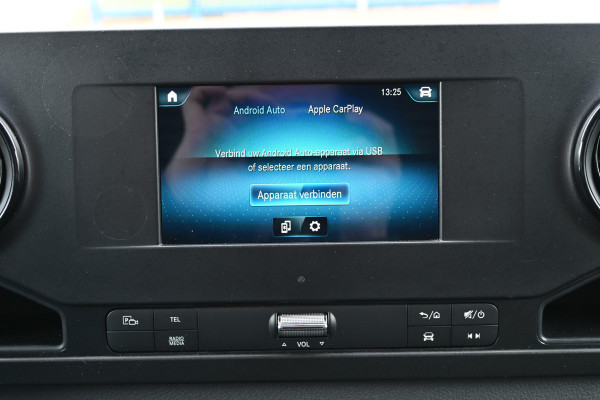 Mercedes-Benz Sprinter 317 CDI L2H2 RWD MBUX met camera, Led in laadruimte, Opstap Mercedes-Benz Sprinter 317 CDI L2H2 RWD MBUX met camera, Led in laadruimte, Opstap