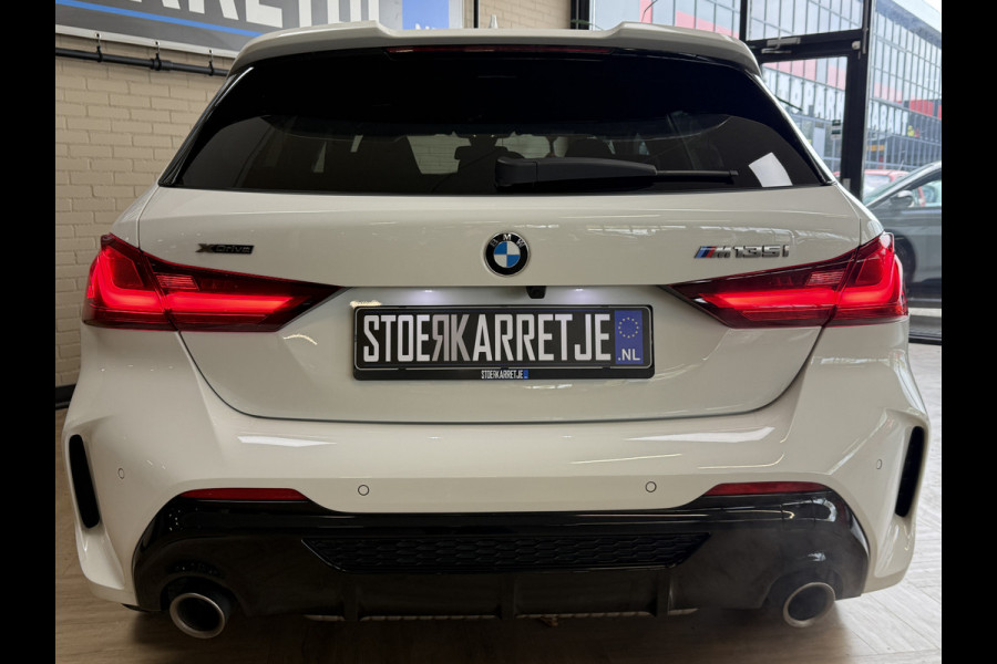 BMW 1-serie M135i xDrive High Executive Navi | 19" | Alcantara | Camera | PDC V+A | BMW 1-serie M135i xDrive High Executive Navi | 19" | Alcantara | Camera | PDC V+A |