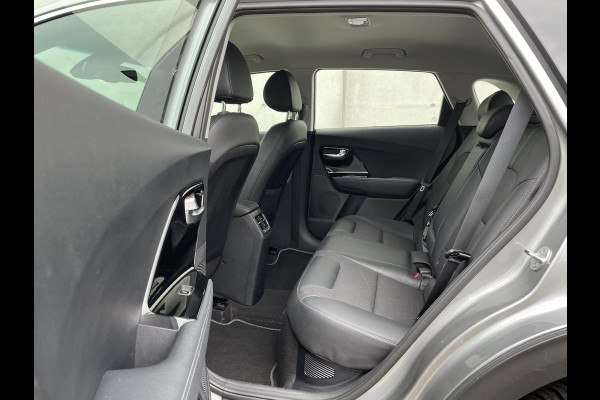 Kia Niro 1.6 GDi Hybrid DynamicLine Automaat | Camera | Navi | H-Leder | Clima | PDC | Cruise | LED | Kia Niro 1.6 GDi Hybrid DynamicLine Automaat | Camera | Navi | H-Leder | Clima | PDC | Cruise | LED |