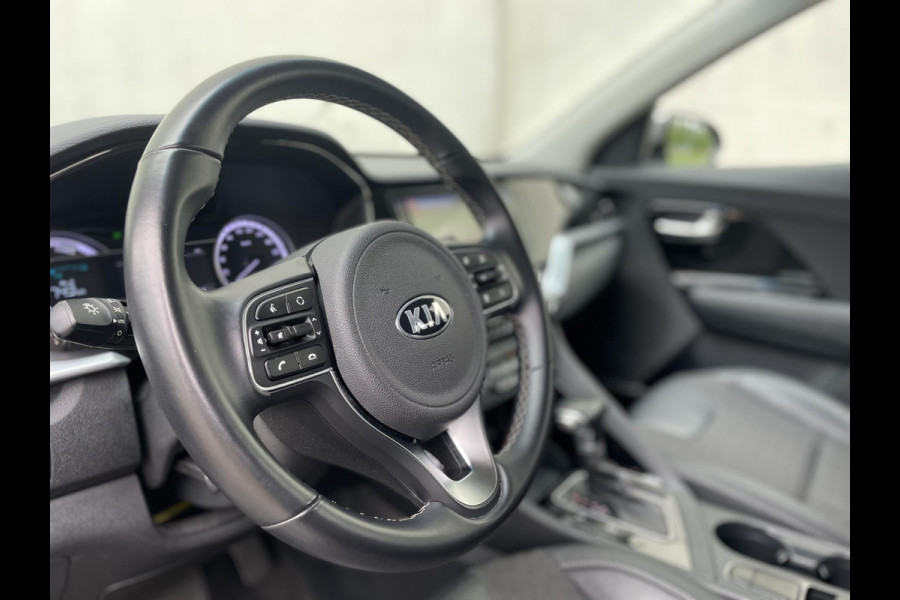 Kia Niro 1.6 GDi Hybrid DynamicLine Automaat | Camera | Navi | H-Leder | Clima | PDC | Cruise | LED | Kia Niro 1.6 GDi Hybrid DynamicLine Automaat | Camera | Navi | H-Leder | Clima | PDC | Cruise | LED |