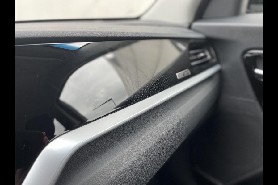 Kia Niro 1.6 GDi Hybrid DynamicLine Automaat | Camera | Navi | H-Leder | Clima | PDC | Cruise | LED | Kia Niro 1.6 GDi Hybrid DynamicLine Automaat | Camera | Navi | H-Leder | Clima | PDC | Cruise | LED |