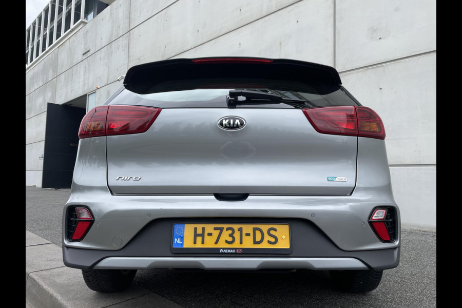 Kia Niro 1.6 GDi Hybrid DynamicLine Automaat | Camera | Navi | H-Leder | Clima | PDC | Cruise | LED | Kia Niro 1.6 GDi Hybrid DynamicLine Automaat | Camera | Navi | H-Leder | Clima | PDC | Cruise | LED |
