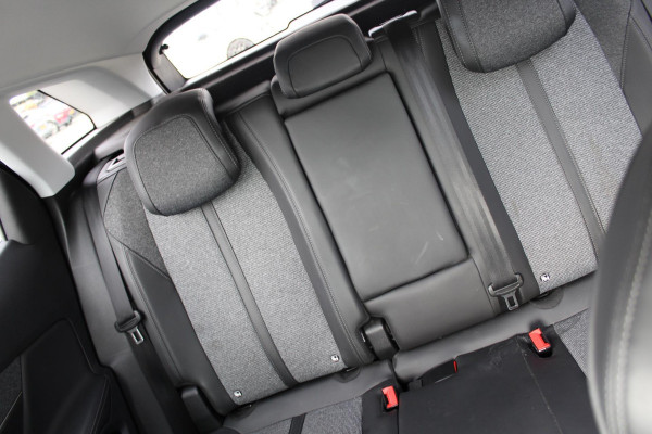 Peugeot 3008 1.2 PureTech Allure NETTE AUTOMAAT NAP VOL OPTIES distr rec vervangen