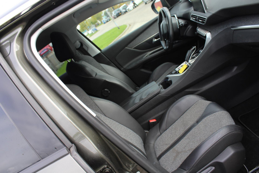 Peugeot 3008 1.2 PureTech Allure NETTE AUTOMAAT NAP VOL OPTIES distr rec vervangen