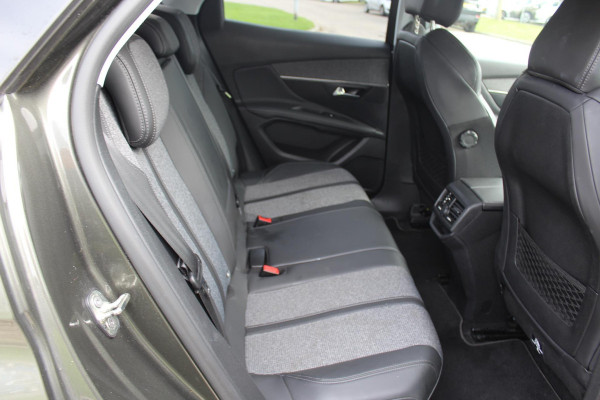 Peugeot 3008 1.2 PureTech Allure NETTE AUTOMAAT NAP VOL OPTIES distr rec vervangen