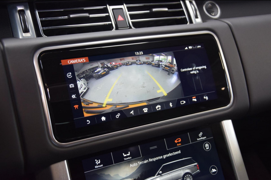 Land Rover Range Rover 2.0 P400e Vogue Navi|Panoramadak|Org.NL|Ijskast|1e Eig|Dealer onderhouden